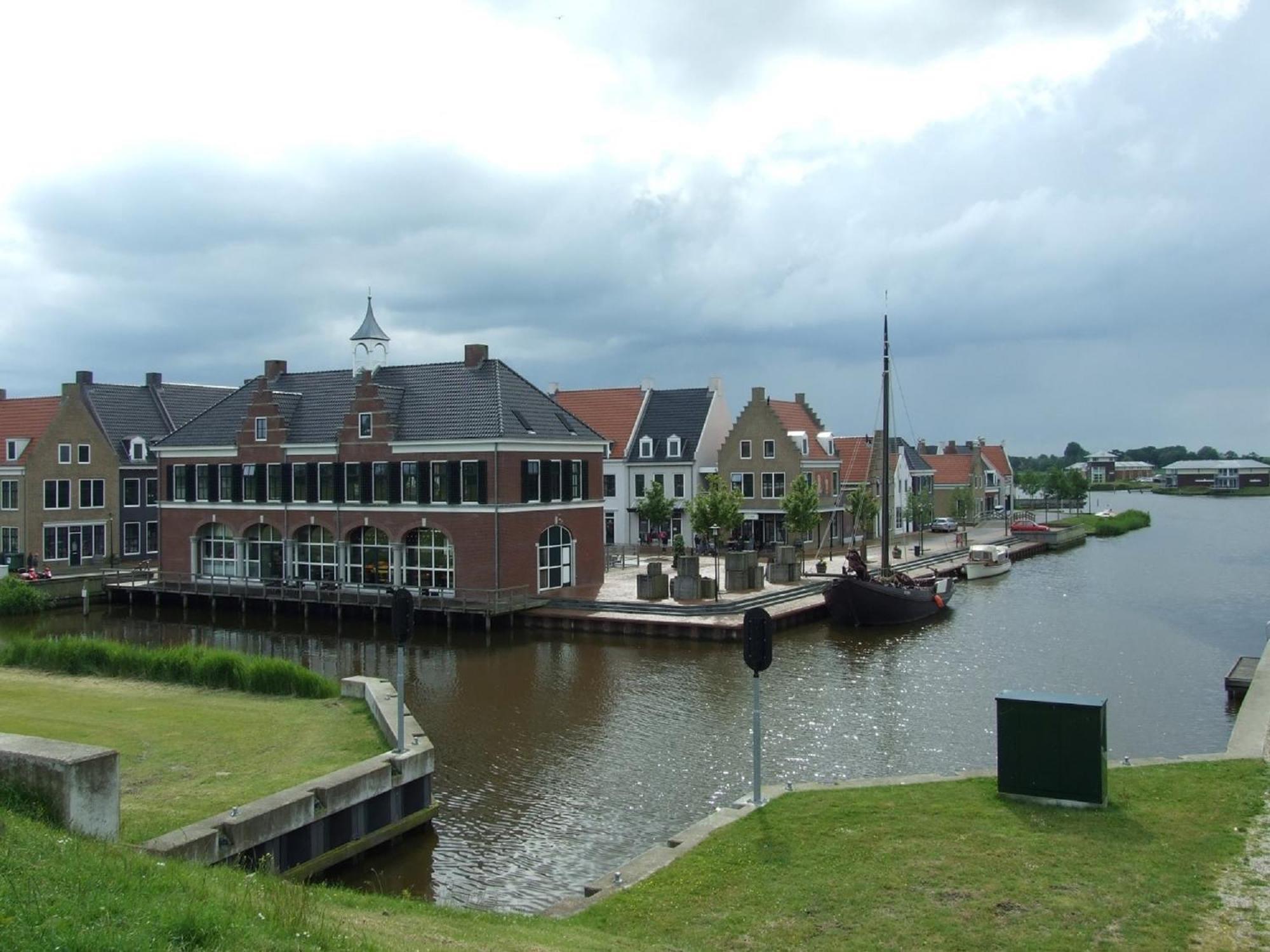 Leonie 6 Pers Holiday Home With A Large Garden Close To The Lauwersmeer Anjum 外观 照片